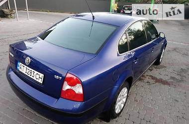 Седан Volkswagen Passat 2002 в Ивано-Франковске