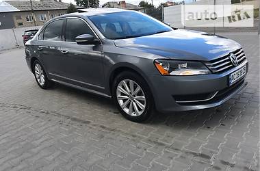 Седан Volkswagen Passat 2012 в Луцке