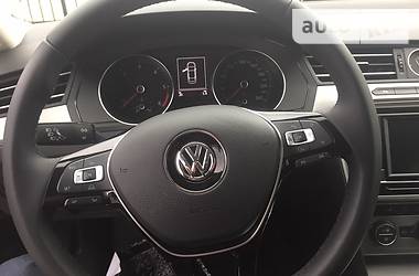 Седан Volkswagen Passat 2018 в Полтаве