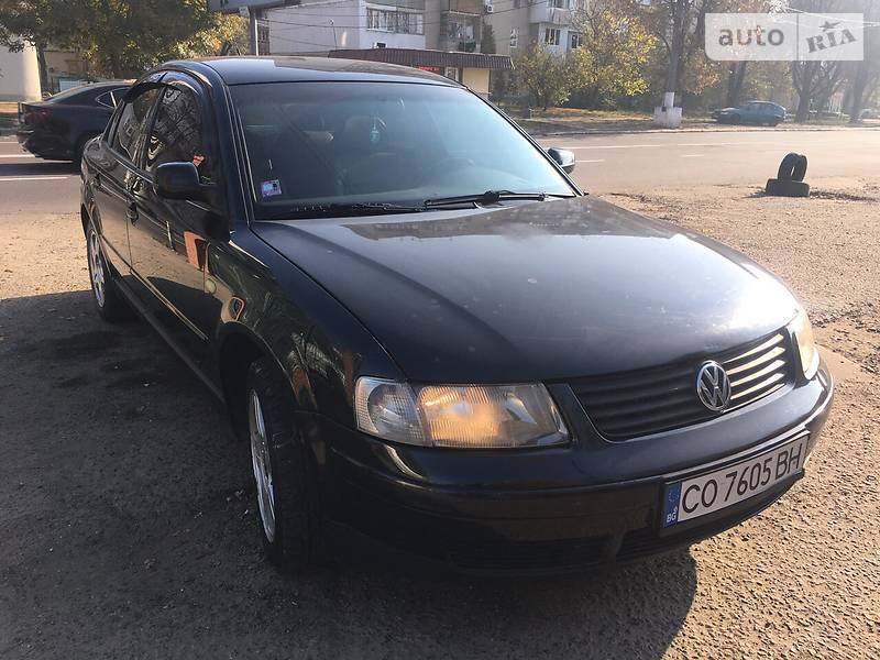 Универсал Volkswagen Passat 2000 в Одессе