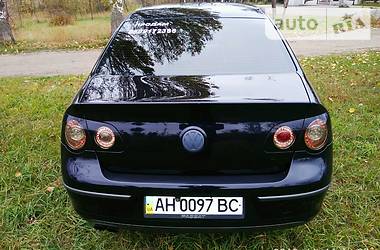 Седан Volkswagen Passat 2006 в Мариуполе