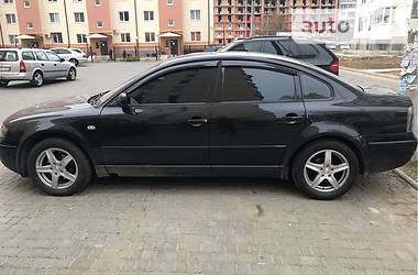 Седан Volkswagen Passat 2000 в 