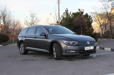 Універсал Volkswagen Passat 2015 в 