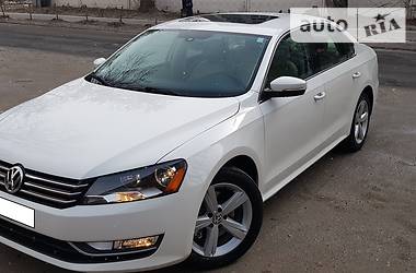 Седан Volkswagen Passat 2012 в Киеве