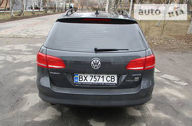Універсал Volkswagen Passat 2014 в Старокостянтинові