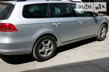 Універсал Volkswagen Passat 2011 в 