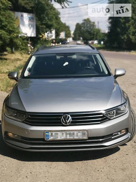 Універсал Volkswagen Passat 2015 в Ужгороді