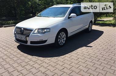 Універсал Volkswagen Passat 2010 в Миргороді