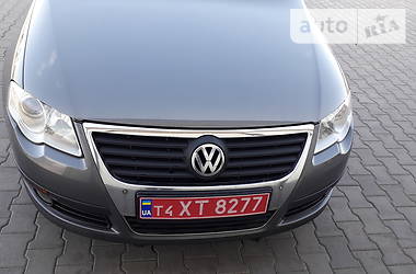 Седан Volkswagen Passat 2007 в Луцьку