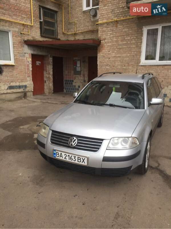 Універсал Volkswagen Passat 2002 в Кропивницькому