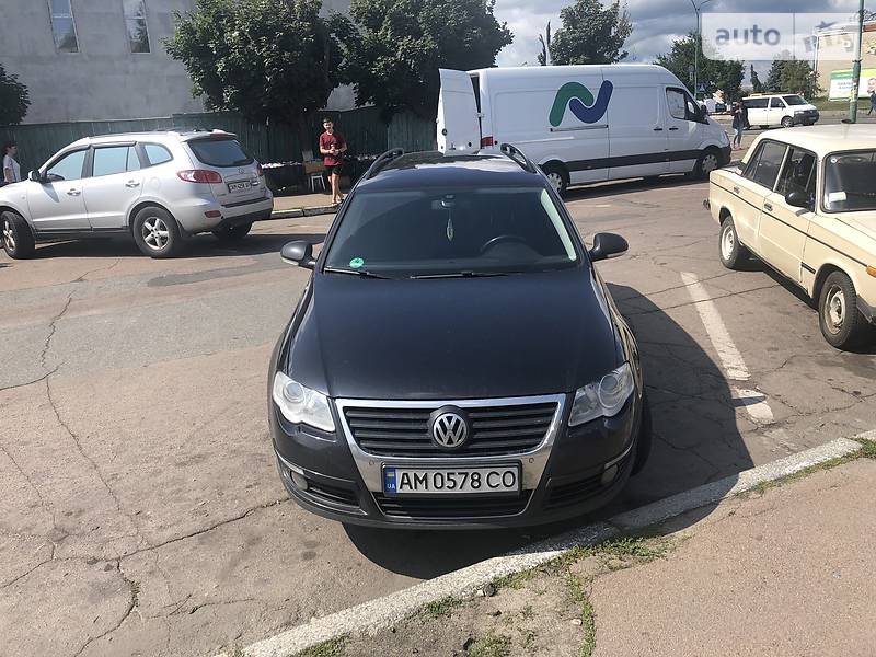 Універсал Volkswagen Passat 2007 в Житомирі