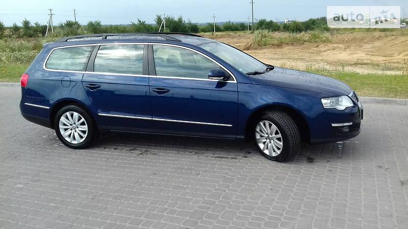 Універсал Volkswagen Passat 2010 в Львові