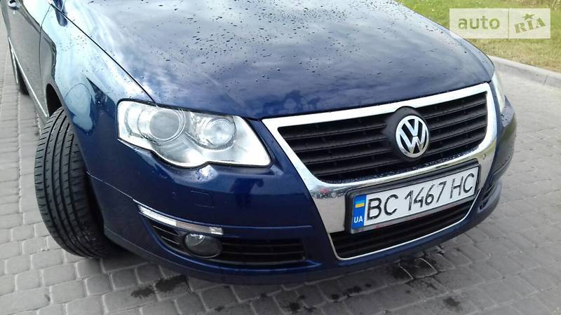 Універсал Volkswagen Passat 2010 в Львові