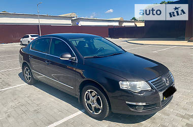 Седан Volkswagen Passat 2009 в Черкассах