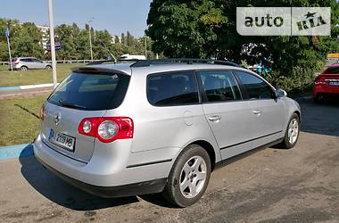 Универсал Volkswagen Passat 2010 в Киеве