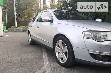 Седан Volkswagen Passat 2006 в Дніпрі