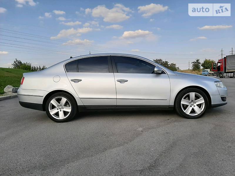 Седан Volkswagen Passat 2006 в Дніпрі