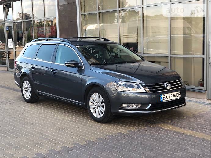 Універсал Volkswagen Passat 2013 в Хмельницькому