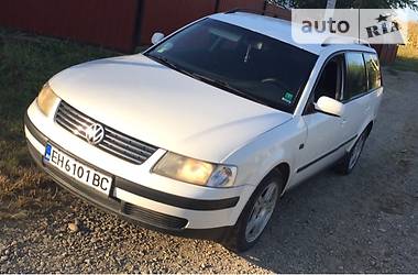 Універсал Volkswagen Passat 1998 в Чернівцях