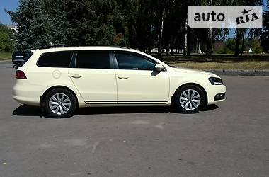 Универсал Volkswagen Passat 2014 в Житомире