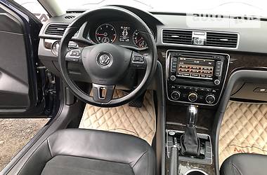 Седан Volkswagen Passat 2014 в Киеве