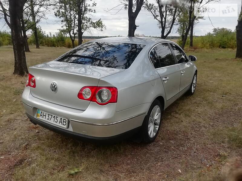 Седан Volkswagen Passat 2008 в Покровську