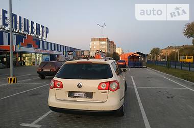 Универсал Volkswagen Passat 2010 в Староконстантинове