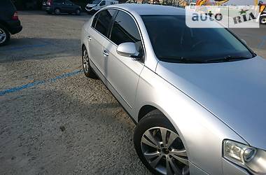 Седан Volkswagen Passat 2005 в Герці