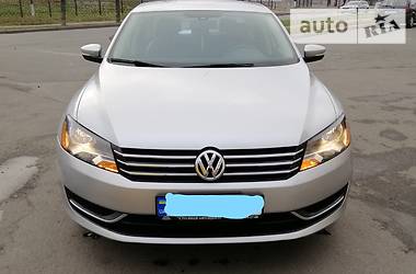 Седан Volkswagen Passat 2014 в Киеве