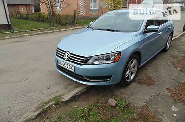 Седан Volkswagen Passat 2013 в Дубно