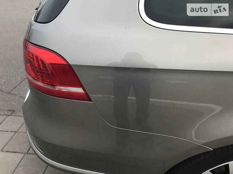 Універсал Volkswagen Passat 2012 в Черкасах