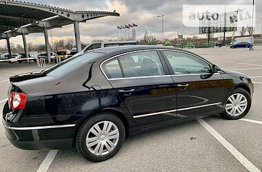 Седан Volkswagen Passat 2008 в 
