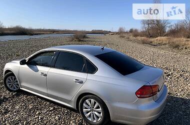 Седан Volkswagen Passat 2012 в Ивано-Франковске