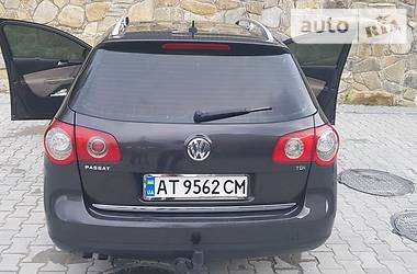 Універсал Volkswagen Passat 2006 в 