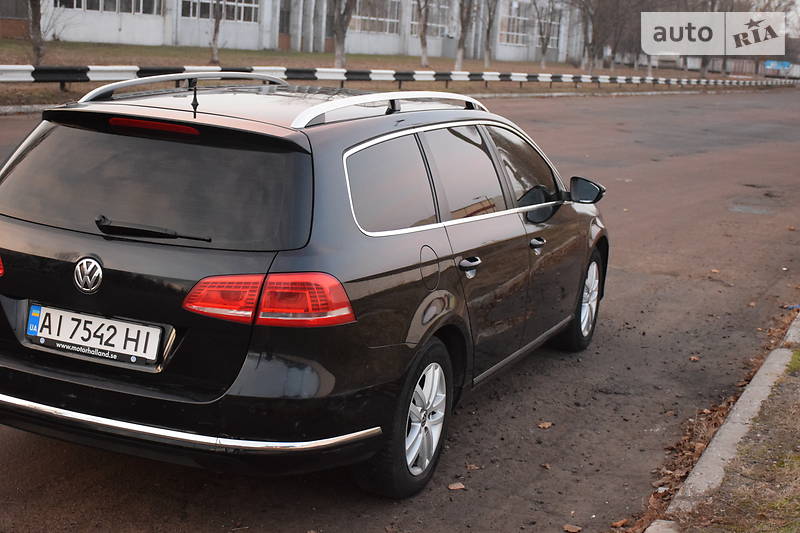 Універсал Volkswagen Passat 2011 в Києві
