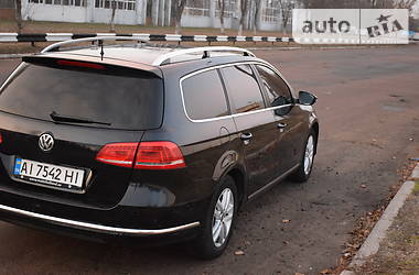 Універсал Volkswagen Passat 2011 в Києві