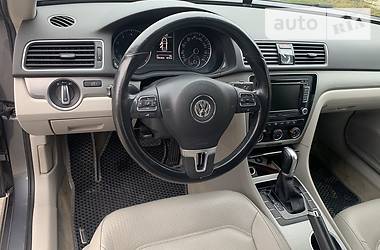 Седан Volkswagen Passat 2015 в Шепетовке