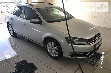Універсал Volkswagen Passat 2012 в 