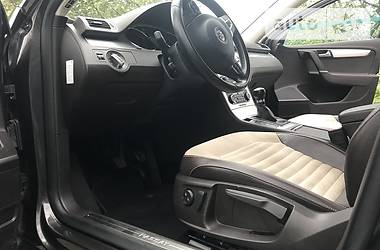 Універсал Volkswagen Passat 2012 в 