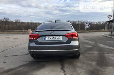 Седан Volkswagen Passat 2015 в Кременчуге