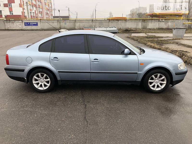 Седан Volkswagen Passat 1997 в Харкові