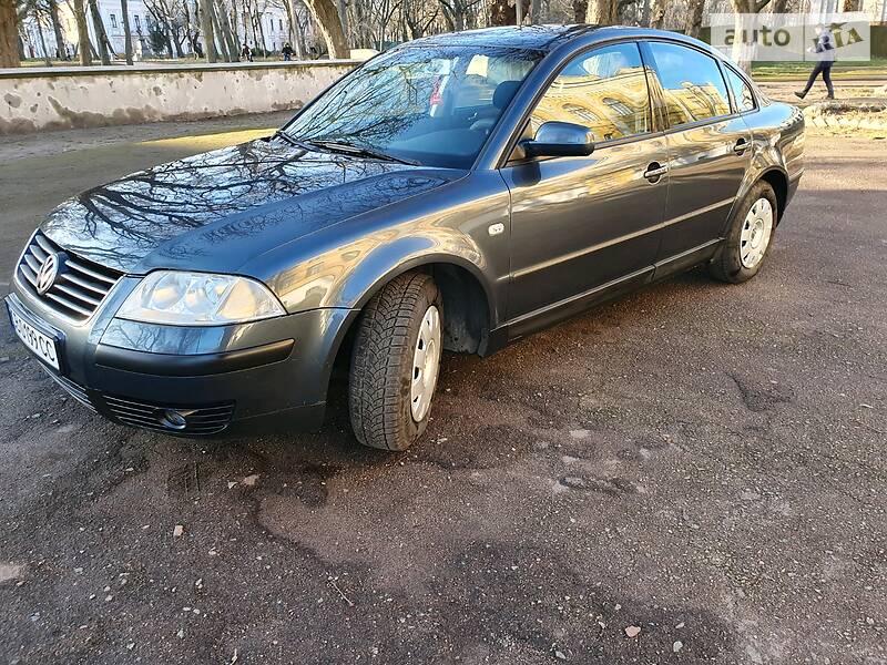 Седан Volkswagen Passat 2001 в Чернігові