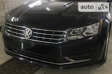 Седан Volkswagen Passat 2017 в Одессе