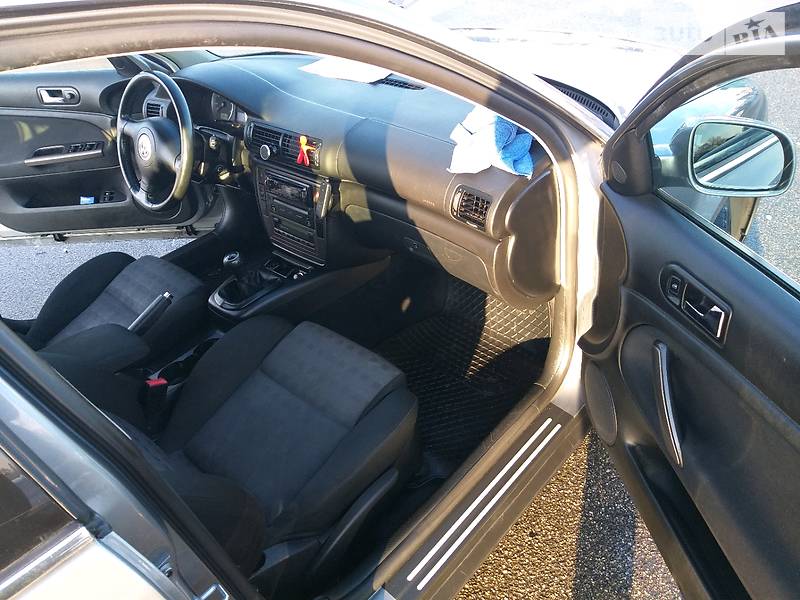 Универсал Volkswagen Passat 2002 в Киеве