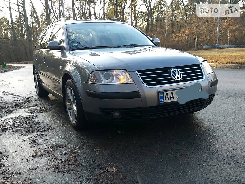 Универсал Volkswagen Passat 2002 в Киеве