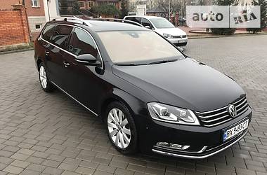 Универсал Volkswagen Passat 2014 в Хмельницком