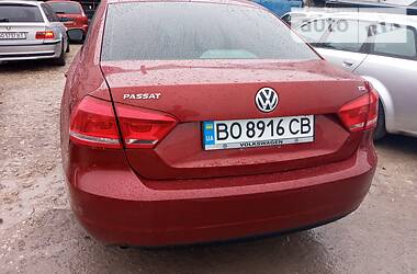 Седан Volkswagen Passat 2015 в Тернополе