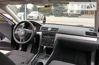 Седан Volkswagen Passat 2011 в Одессе