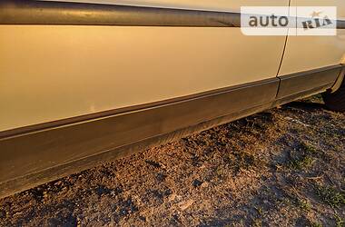 Седан Volkswagen Passat 2000 в 