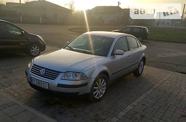 Седан Volkswagen Passat 2001 в Галиче